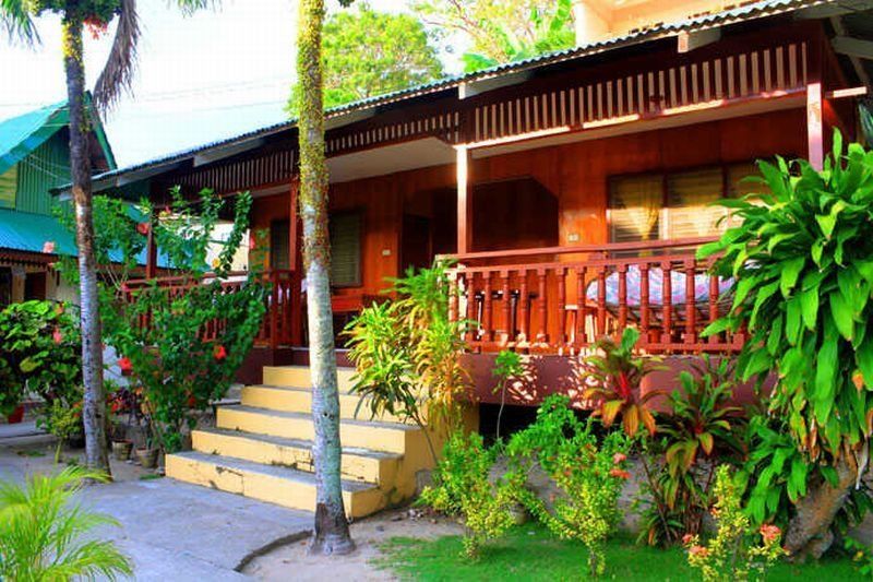 Seashore Beach Resort Puerto Galera Exterior photo